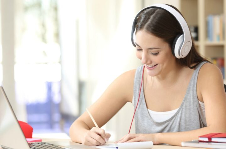 Manfaat mendengarkan musik untuk kesehatan